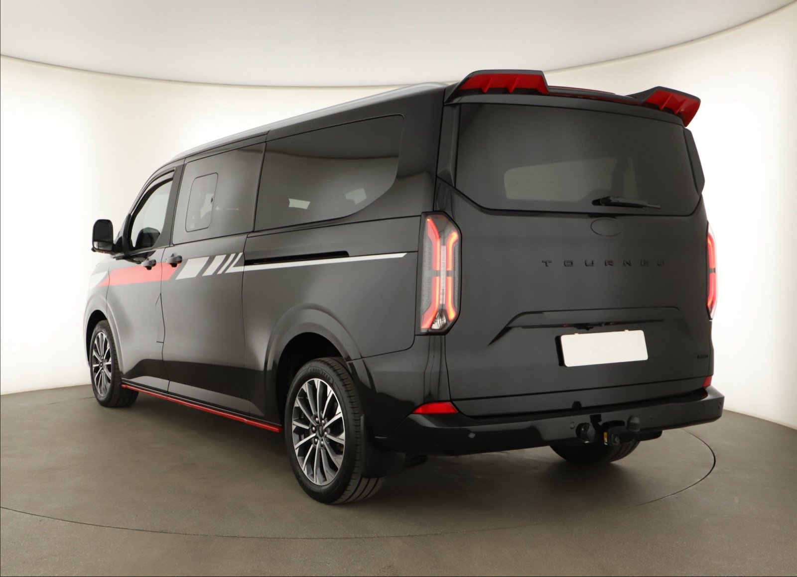 Ford Tourneo Custom - 2025
