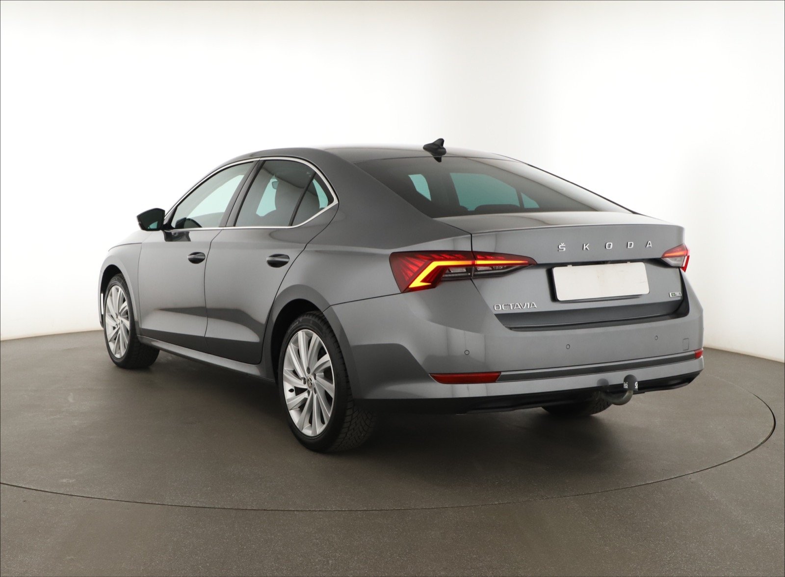 Škoda Octavia - 2023