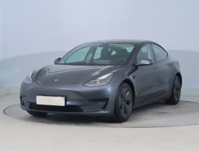 Tesla Model 3 - 2021
