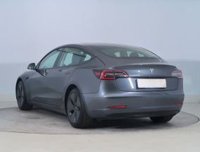 Tesla Model 3 - 2021