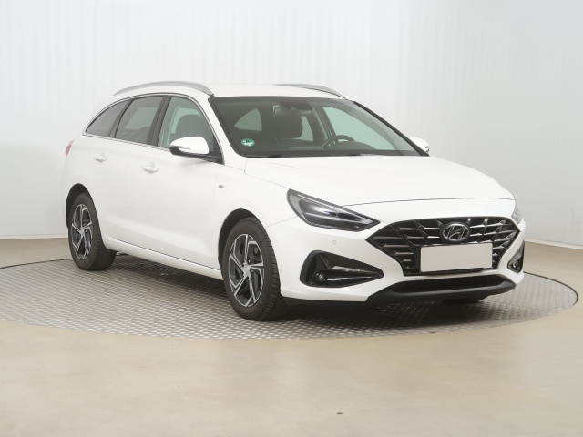 Hyundai i30 2022