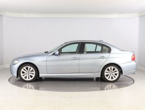 BMW 3 - 2011