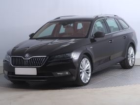 Škoda Superb - 2017