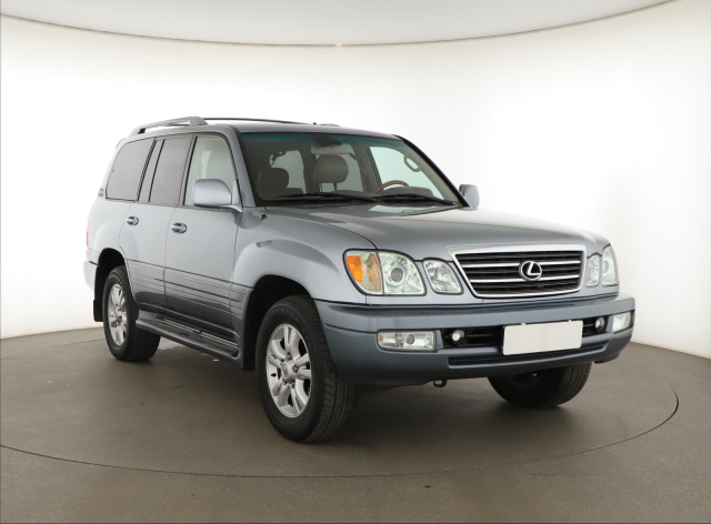 Lexus LX 2004