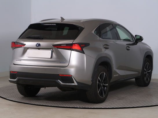 Lexus NX 300h