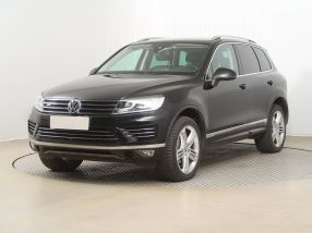 Volkswagen Touareg - 2015