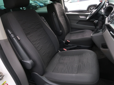 Volkswagen Caravelle - 2021