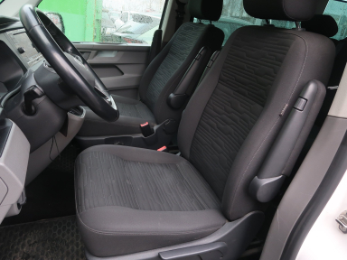 Volkswagen Caravelle - 2021