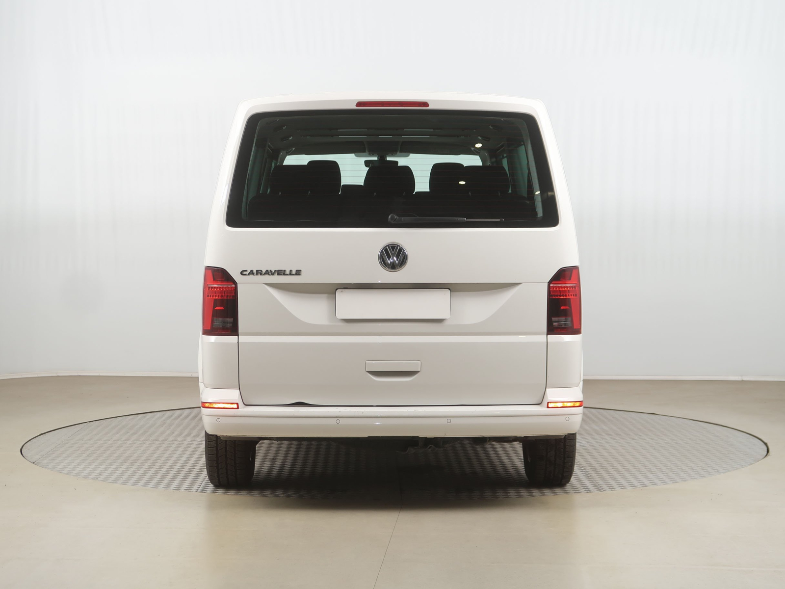 Volkswagen Caravelle - 2021