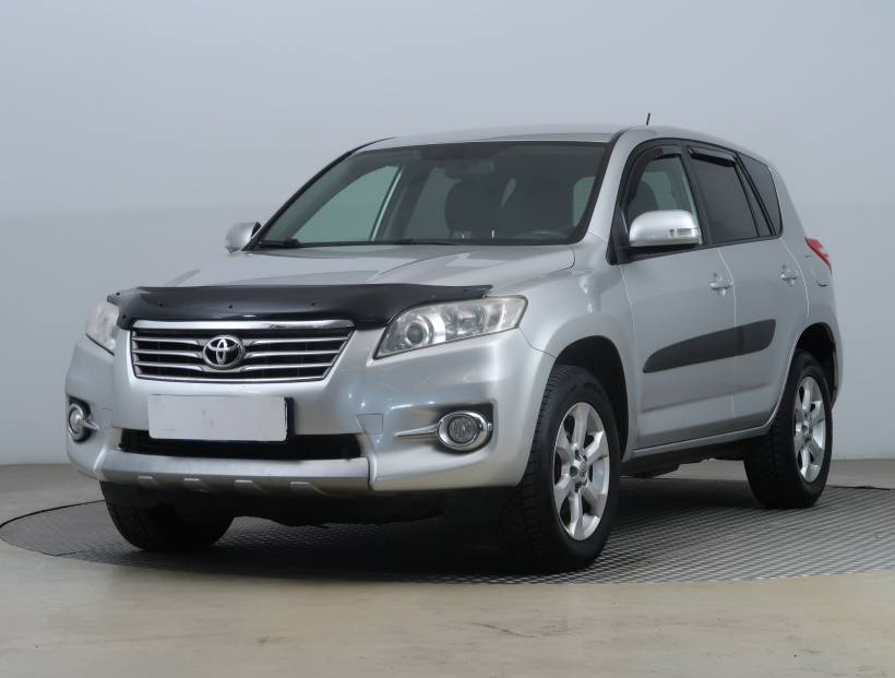 Toyota RAV 4, 2011