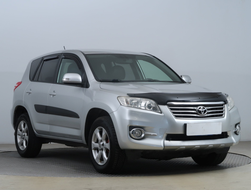 Toyota RAV 4, 2011