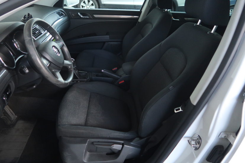 Škoda Superb, 2014