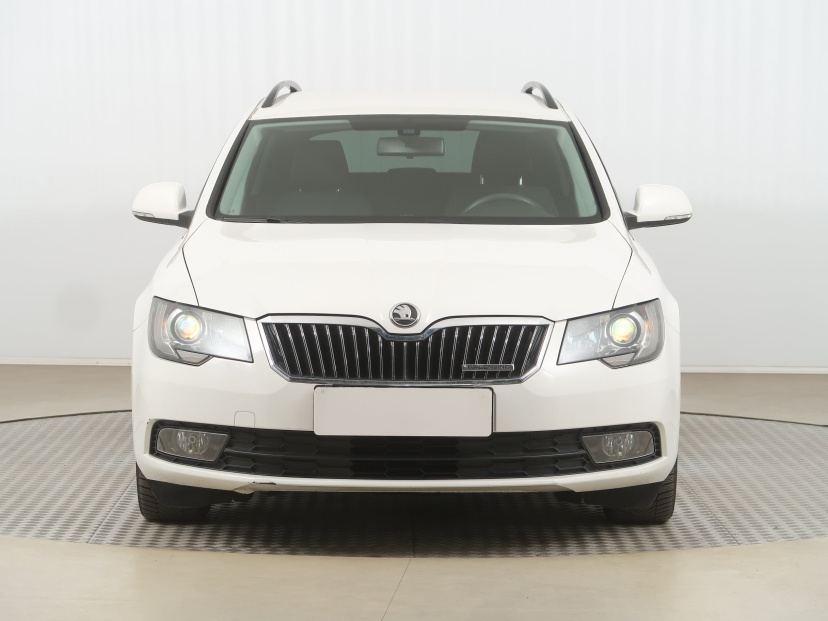 Škoda Superb, 2014