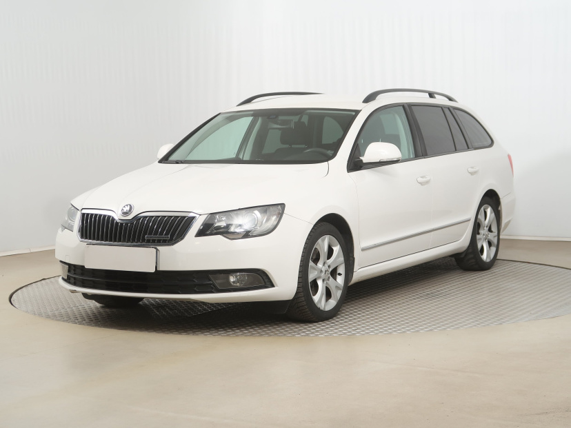 Škoda Superb, 2014