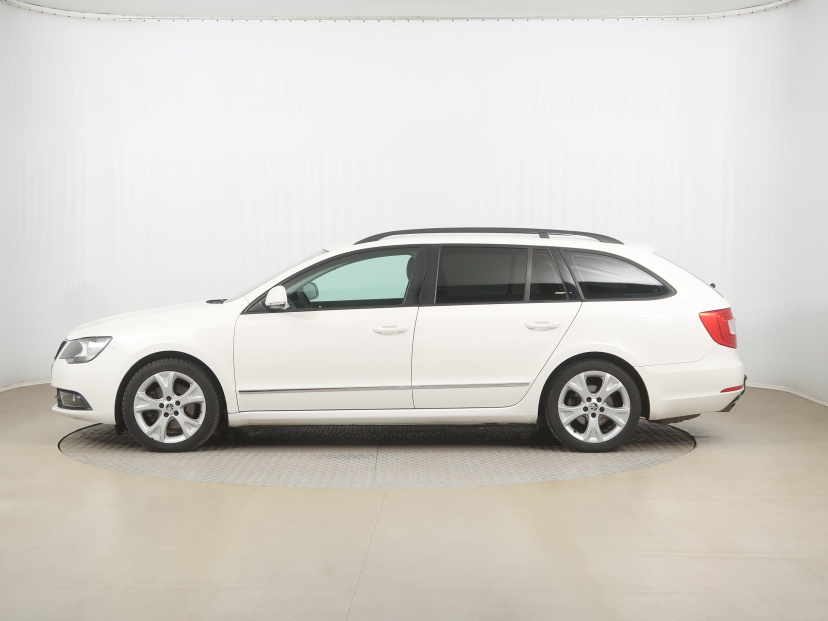 Škoda Superb, 2014