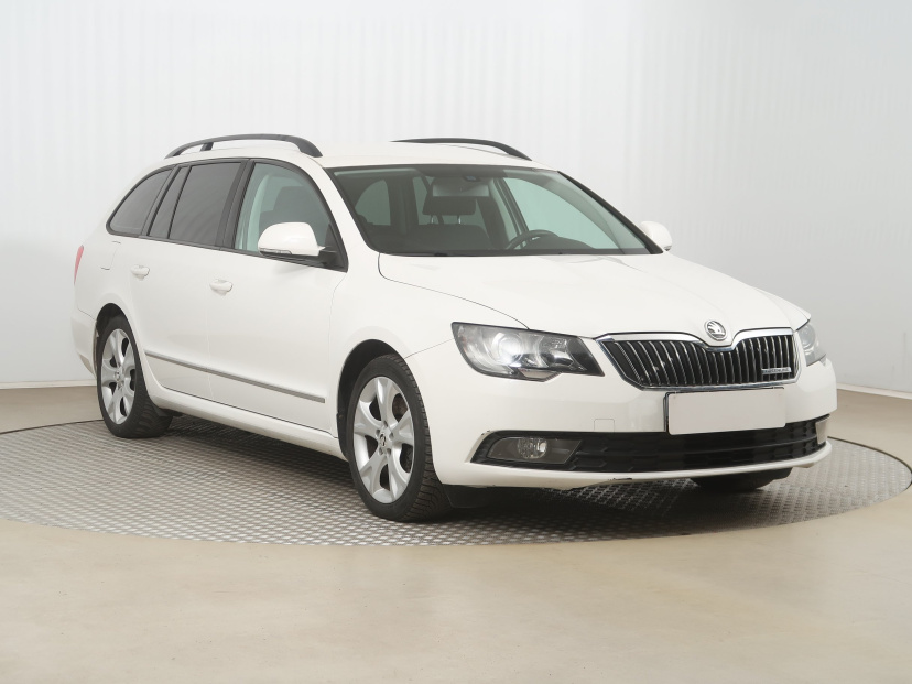 Škoda Superb, 2014