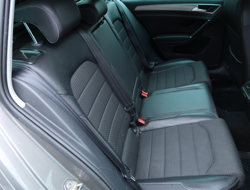 Volkswagen Golf, 2014