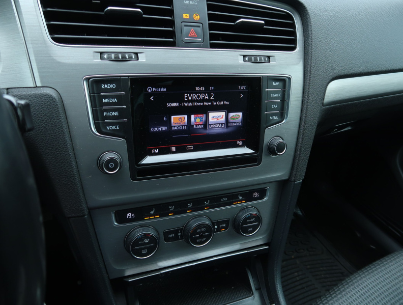 Volkswagen Golf, 2014