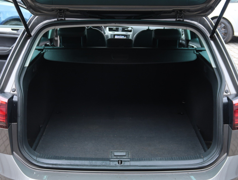 Volkswagen Golf, 2014