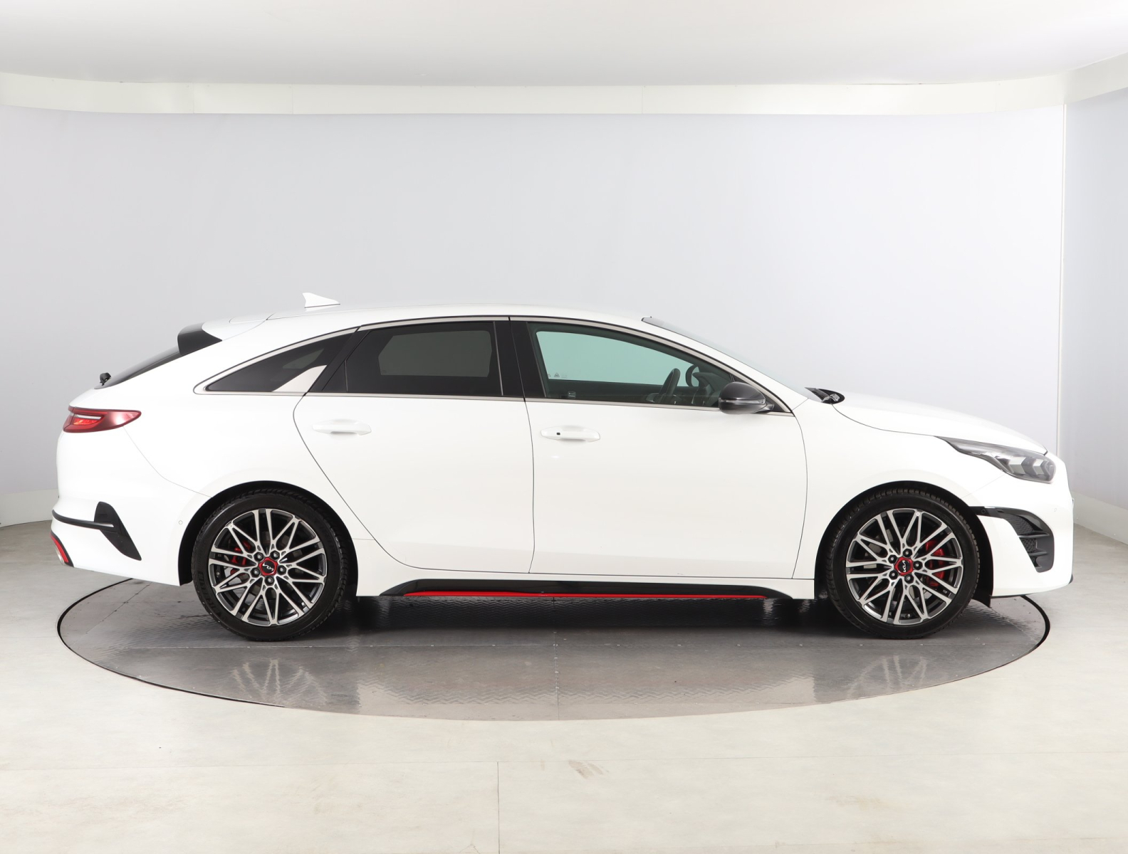 Kia ProCeed - 2024
