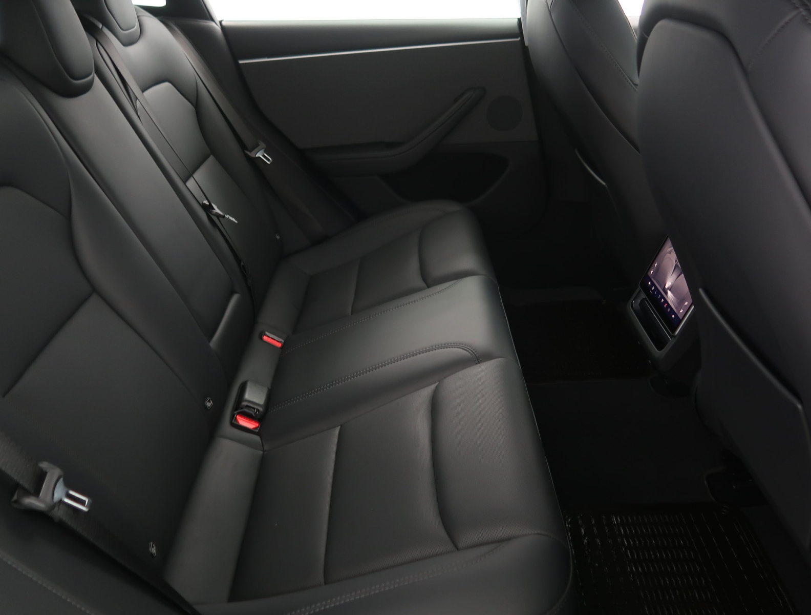 Tesla Model 3 - 2023