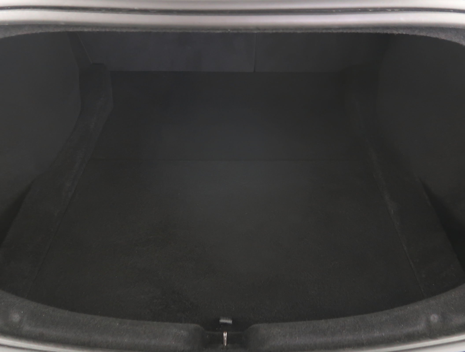 Tesla Model 3 - 2023