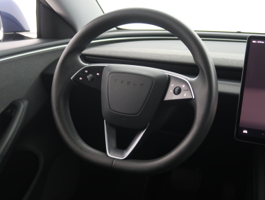 Tesla Model 3 - 2023