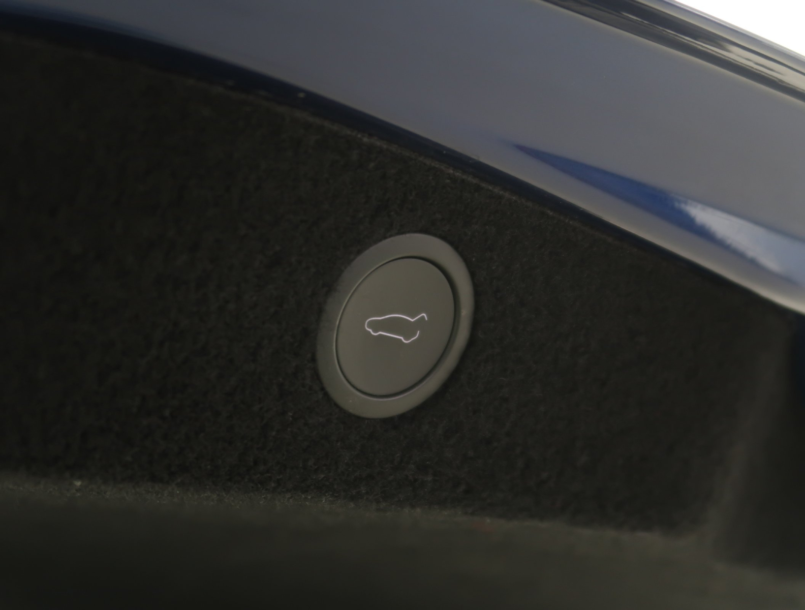 Tesla Model 3 - 2023