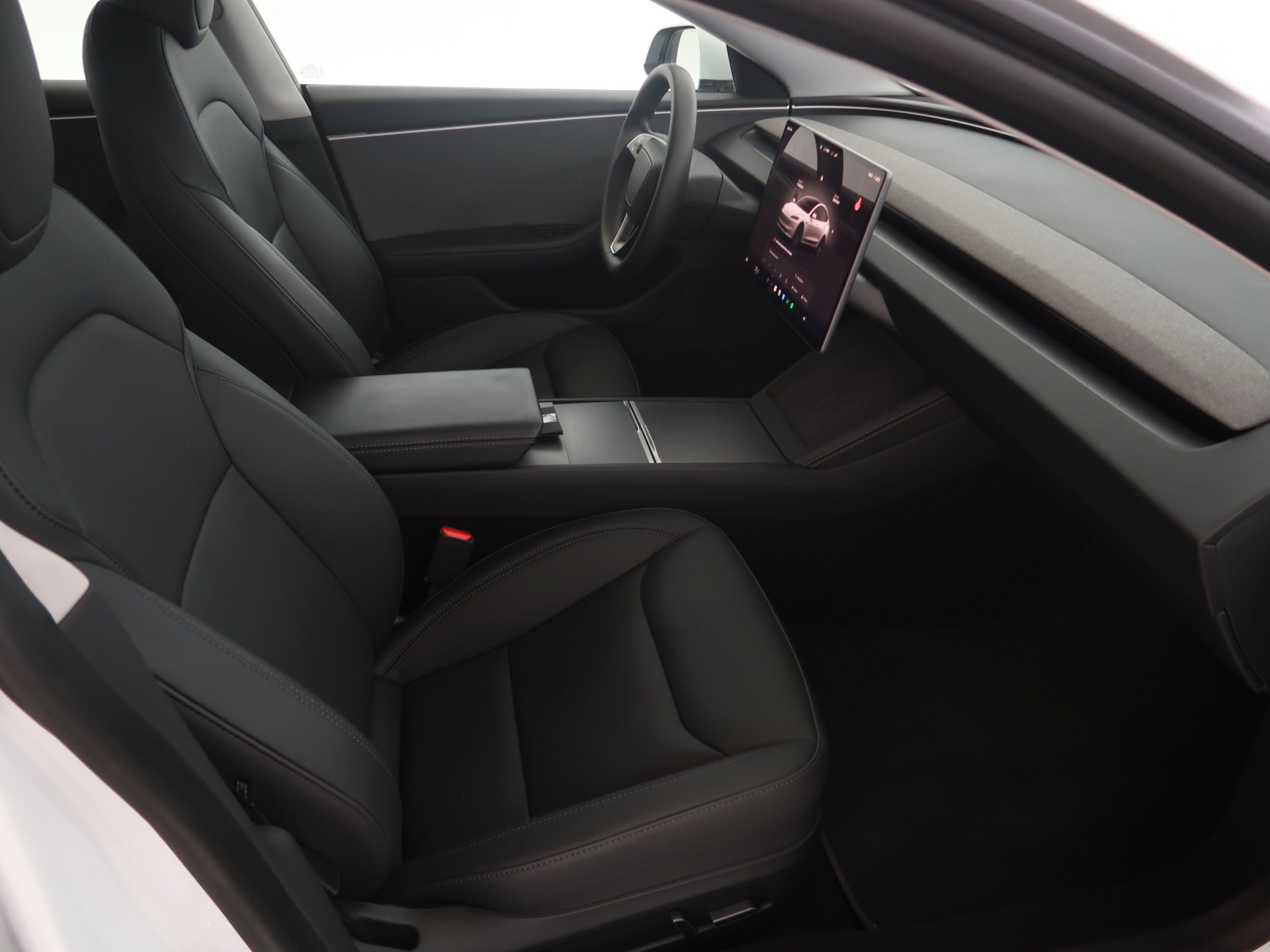 Tesla Model 3 - 2024