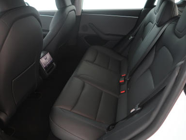 Tesla Model 3 - 2024