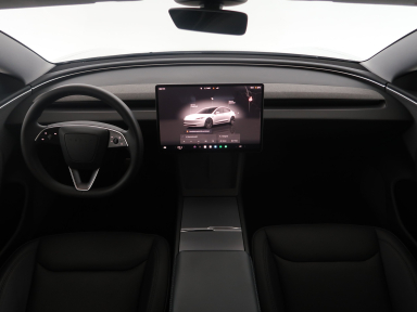 Tesla Model 3 - 2024
