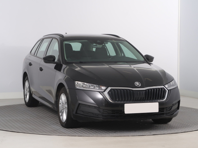 Škoda Octavia 2023