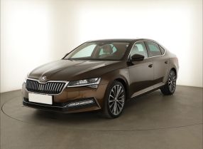 Škoda Superb - 2022