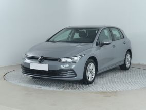 Volkswagen Golf - 2021