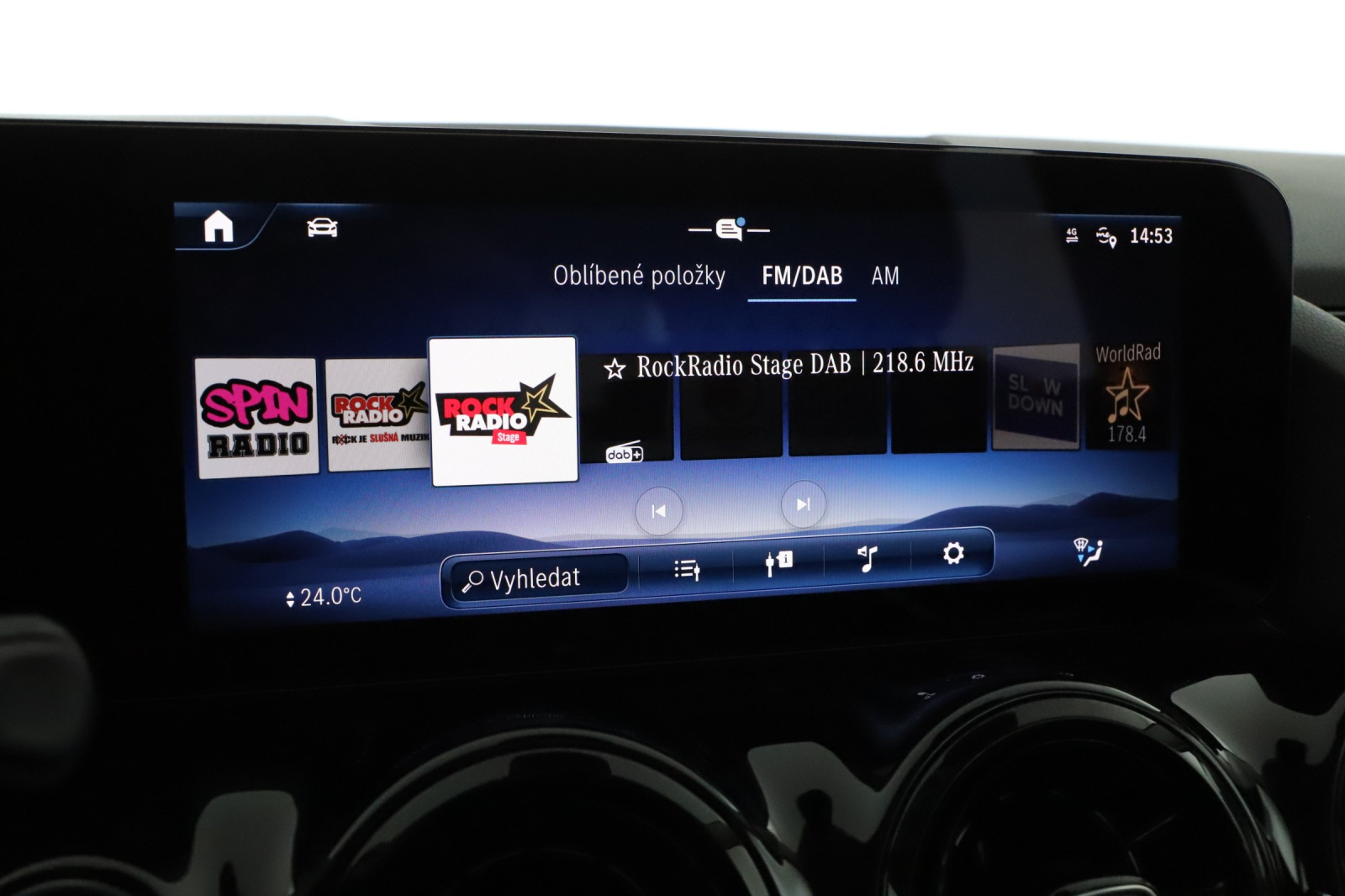 Mercedes-Benz GLA - 2024