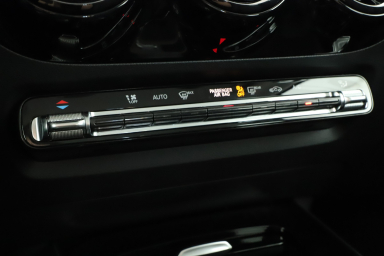 Mercedes-Benz GLA - 2024