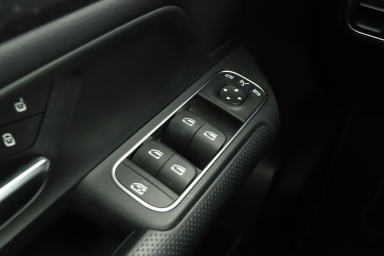 Mercedes-Benz GLA - 2024