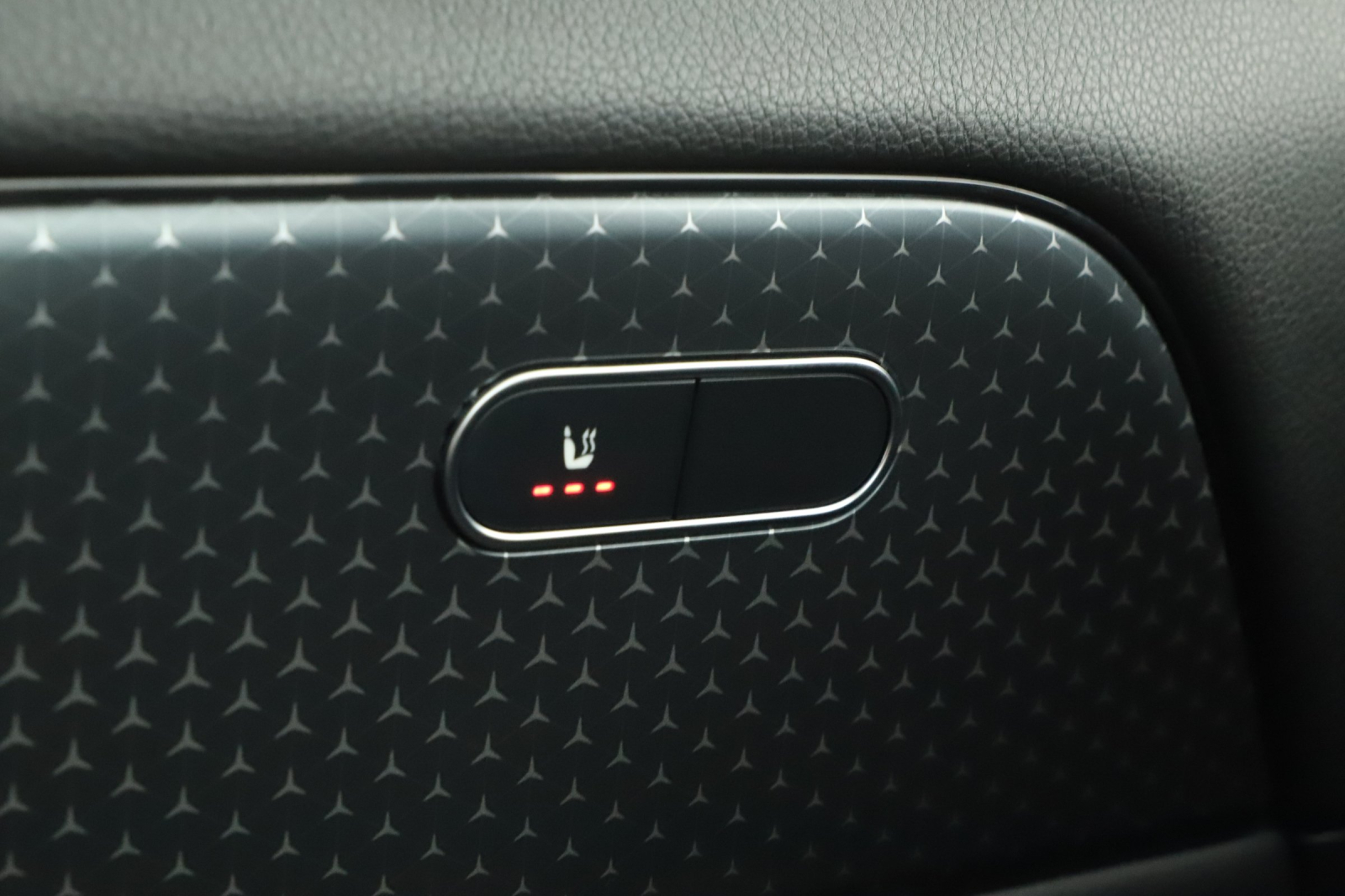 Mercedes-Benz GLA - 2024