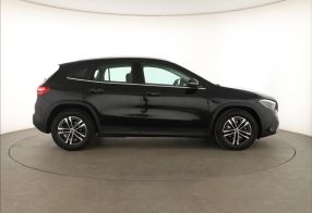 Mercedes-Benz GLA - 2024