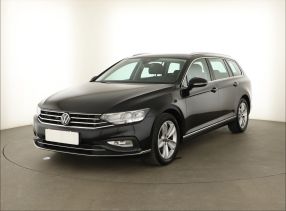 Volkswagen Passat - 2022