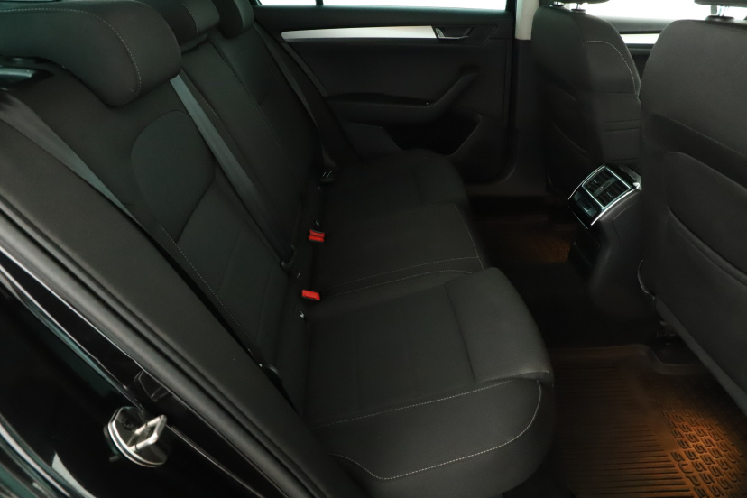 Škoda Superb, 2016