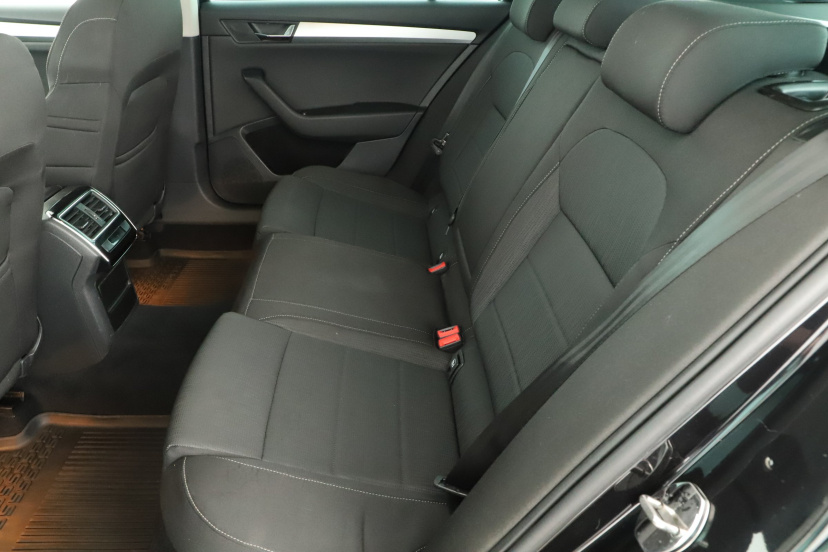 Škoda Superb, 2016