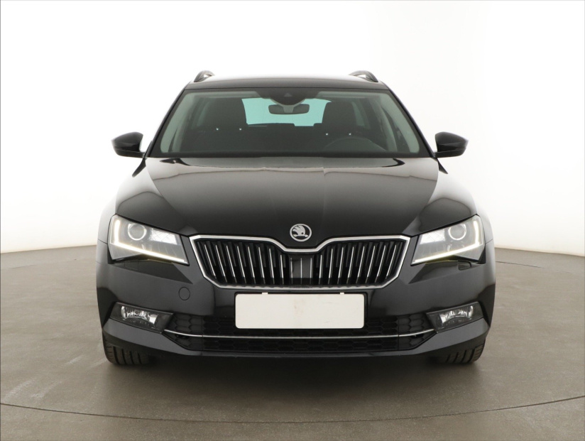 Škoda Superb, 2016