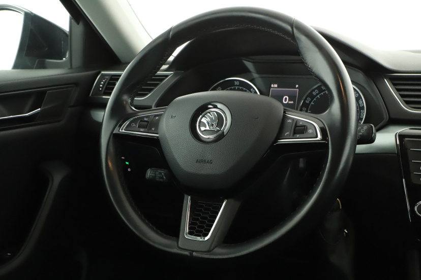 Škoda Superb, 2016