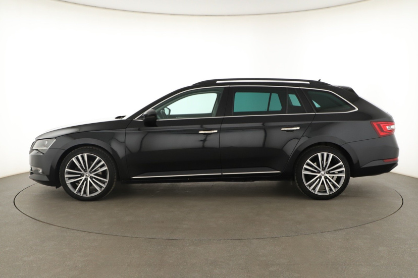 Škoda Superb, 2016