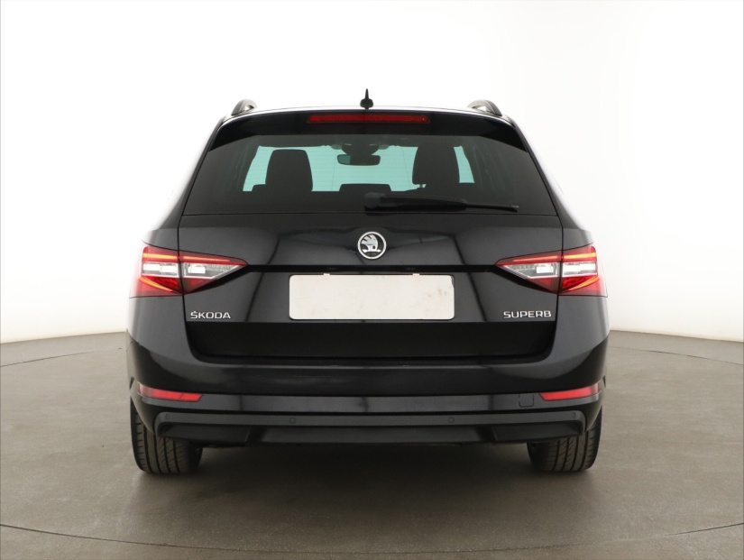 Škoda Superb, 2016