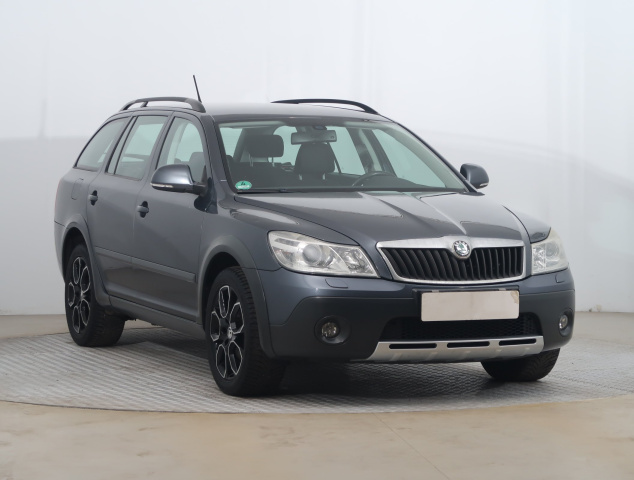 Škoda Octavia Scout 2011