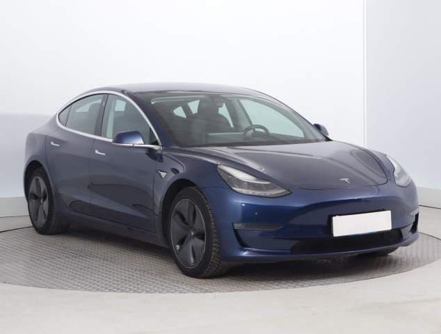 Tesla Model 3 2019