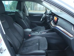 Škoda Octavia Scout - 2023