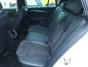 Škoda Octavia Scout - 2023